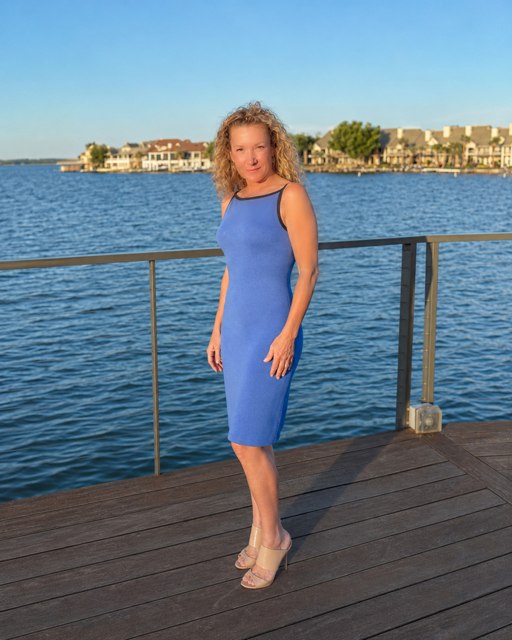 St. John Collection Santana Cornflower Blue Knit Sheath Dress Size 2